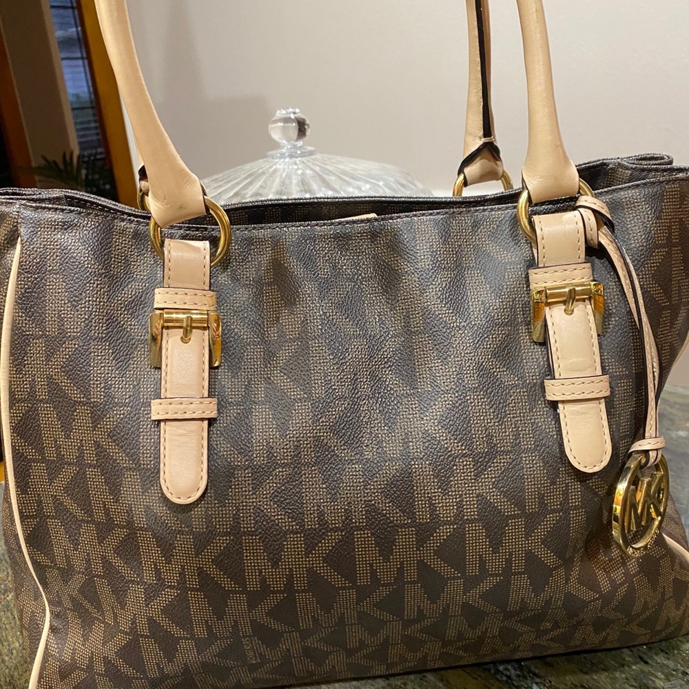 Michael Kors Tote